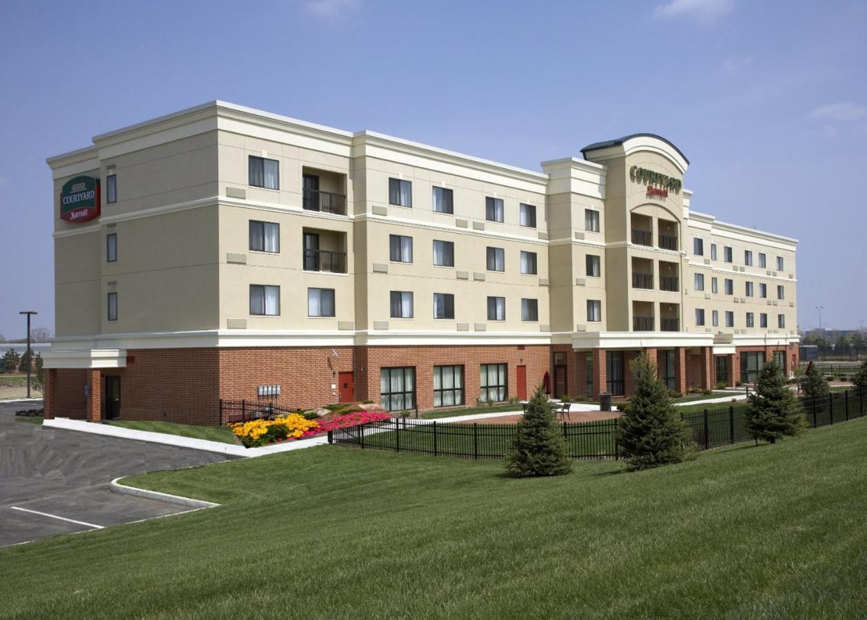 Courtyard Dayton-University Of Dayton Hotel Exterior photo